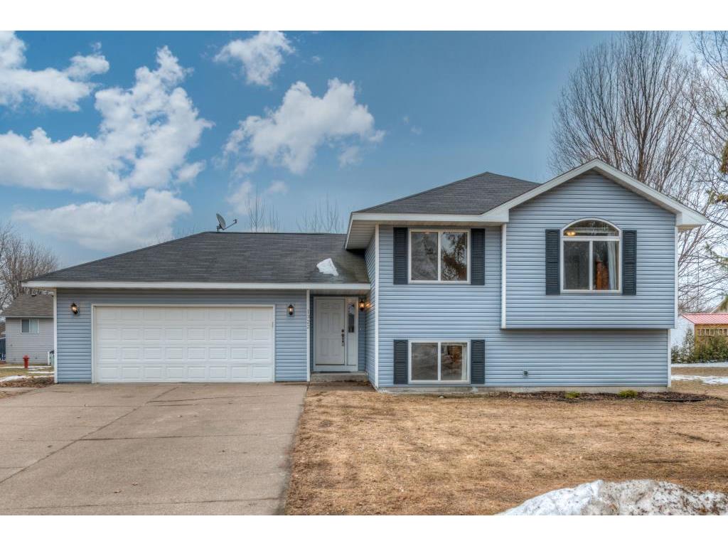 1322 Debra Street Ellsworth WI 54011 5501817 image1