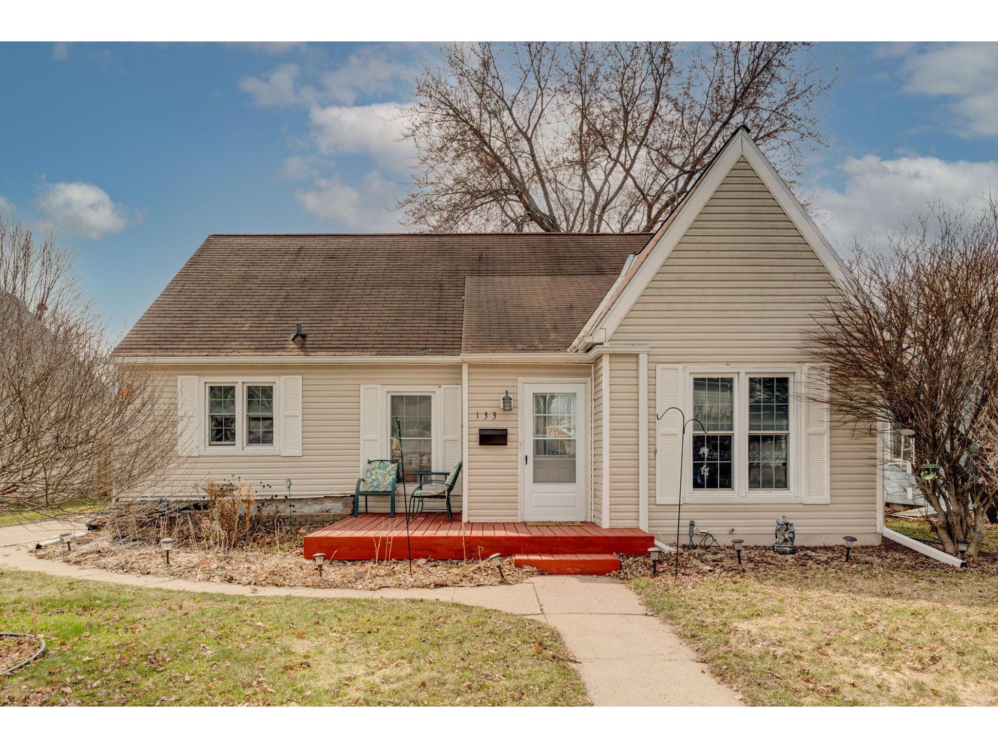 133 E 2nd Street Waconia MN 55387 5730172 image1