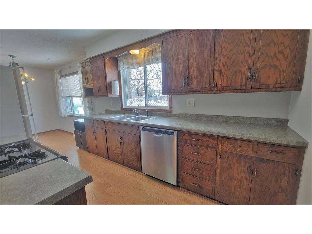 1411 29th Avenue N Saint Cloud MN 56303 6335581 image3
