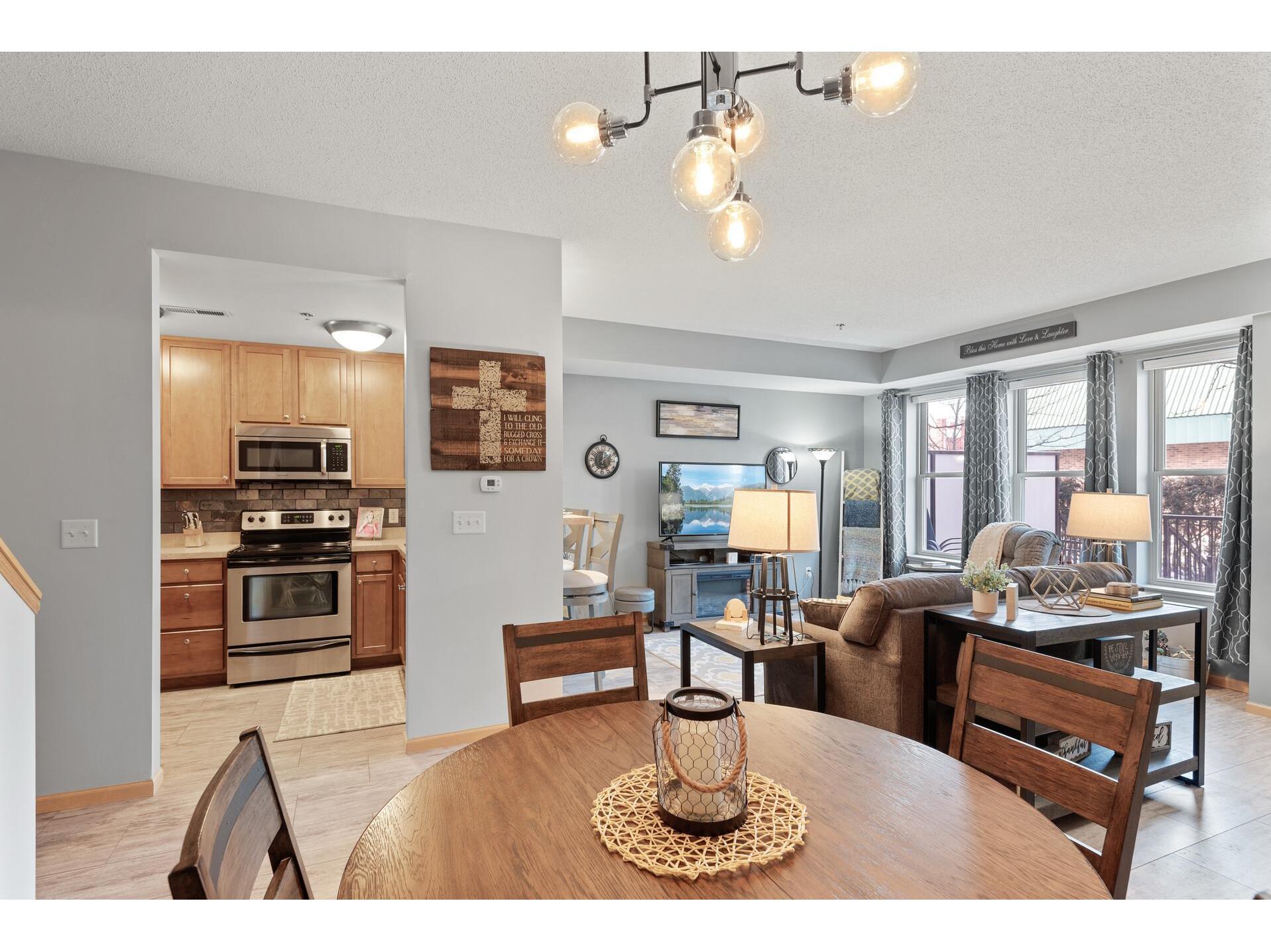 150 E Burnsville Parkway #115 Burnsville MN 55337 6164022 image11
