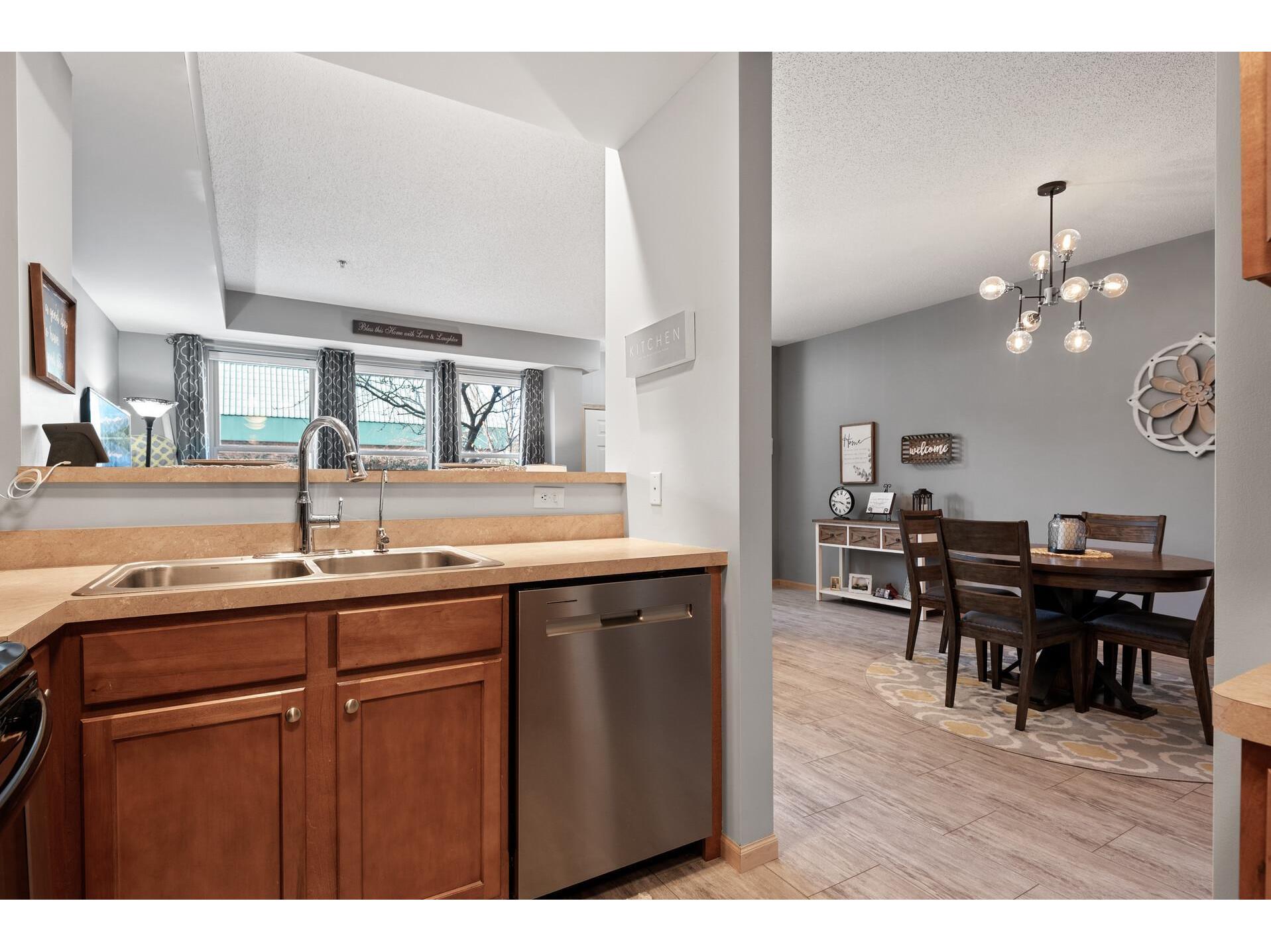 150 E Burnsville Parkway #115 Burnsville MN 55337 6164022 image13