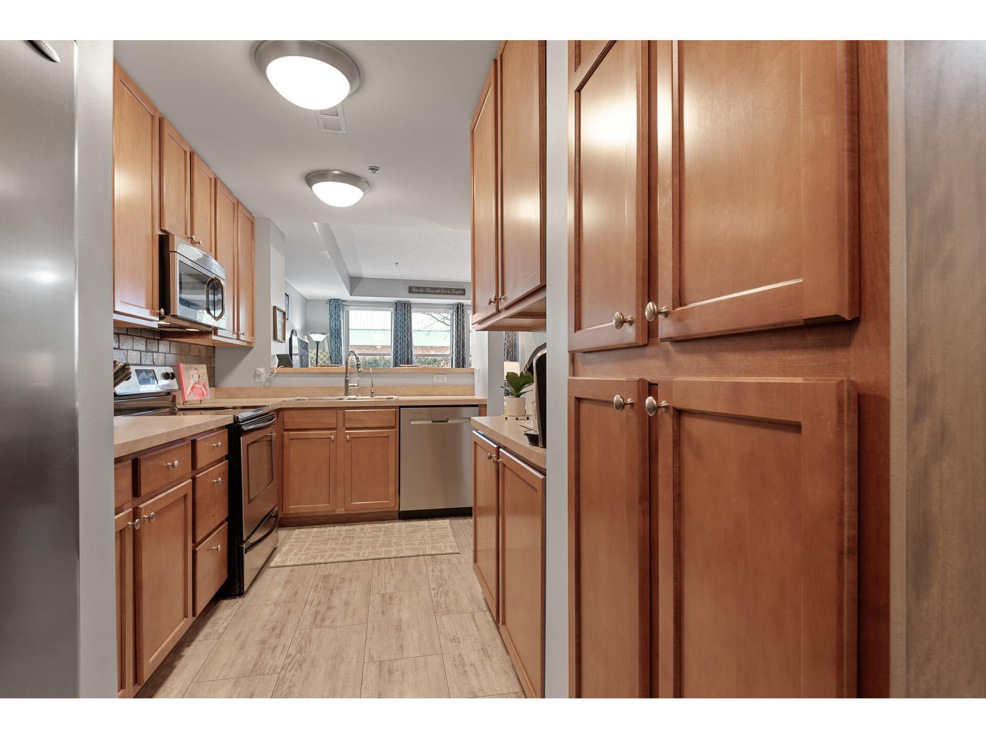150 E Burnsville Parkway #115 Burnsville MN 55337 6164022 image14