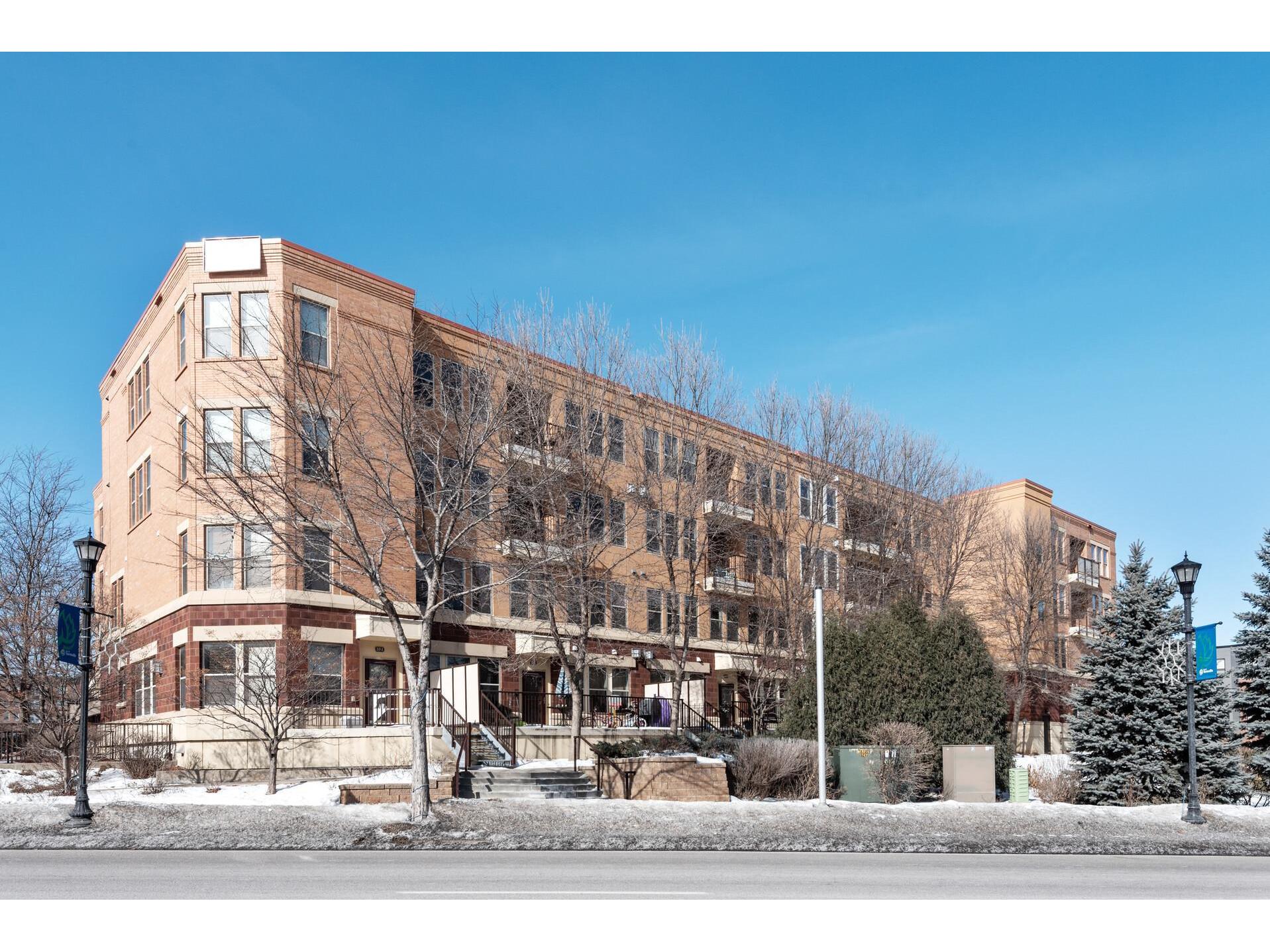 150 E Burnsville Parkway #115 Burnsville MN 55337 6164022 image4