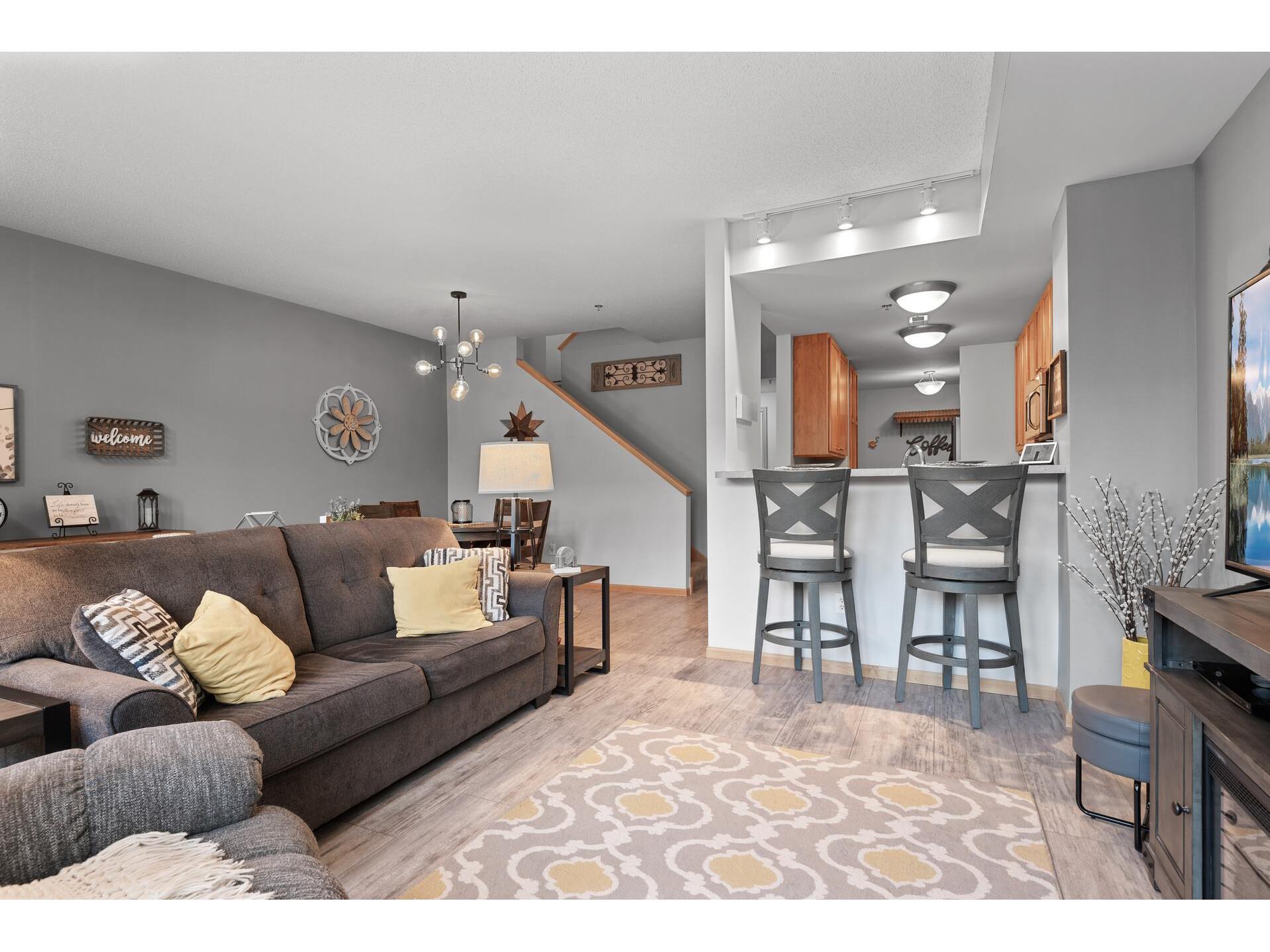 150 E Burnsville Parkway #115 Burnsville MN 55337 6164022 image8