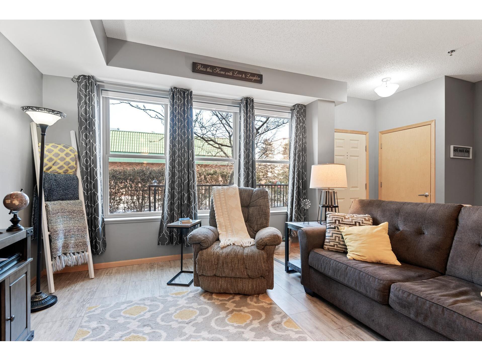 150 E Burnsville Parkway #115 Burnsville MN 55337 6164022 image9