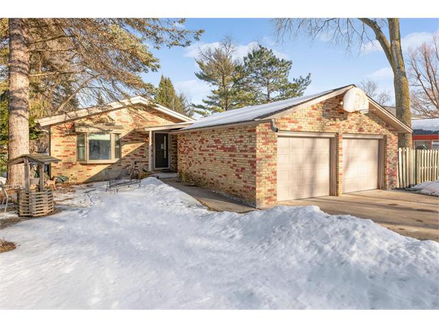 1504 Boone Avenue N Golden Valley MN 55427