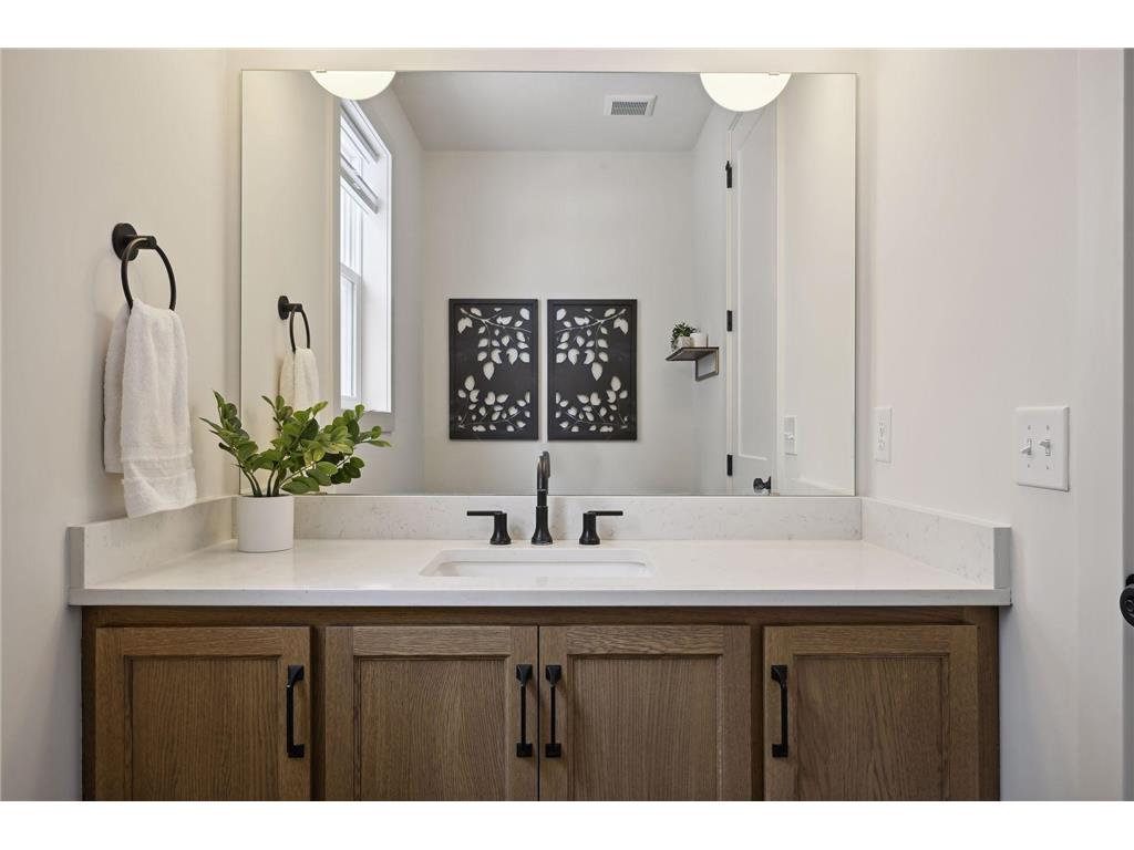 16370 62nd Place N Maple Grove MN 55311 6325860 image20