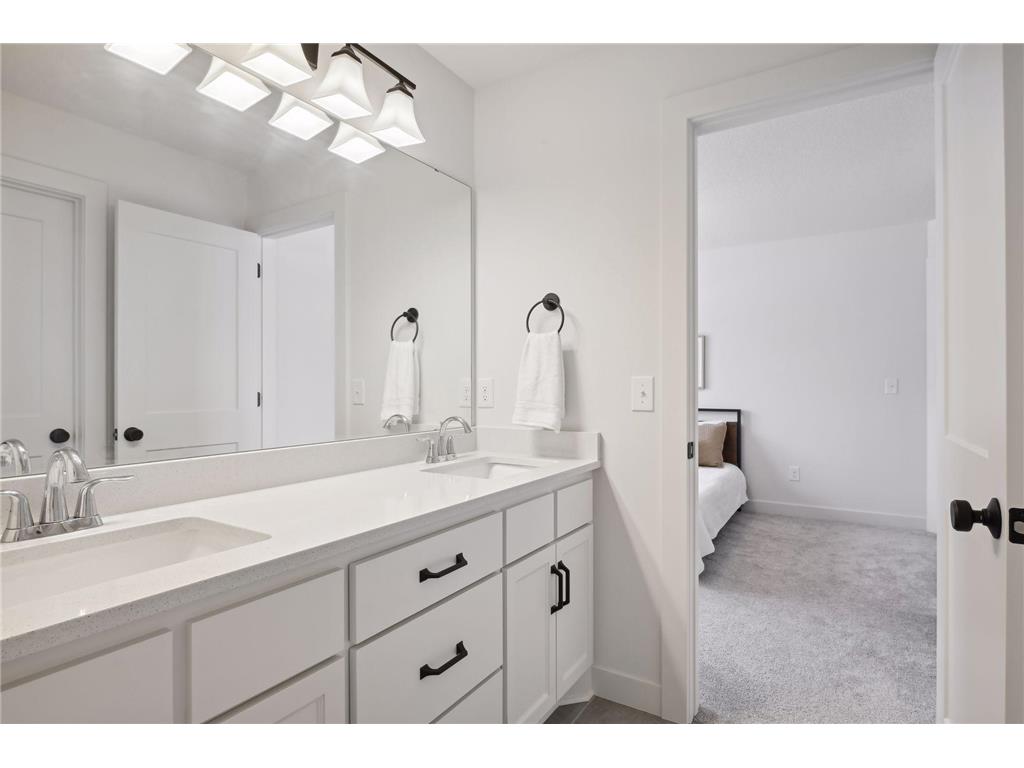 16370 62nd Place N Maple Grove MN 55311 6325860 image32