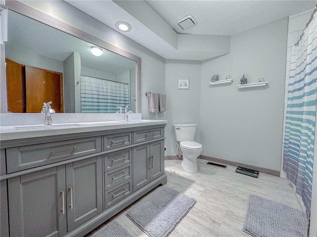 1671 Helena Road N Oakdale MN 55128 6332619 image11