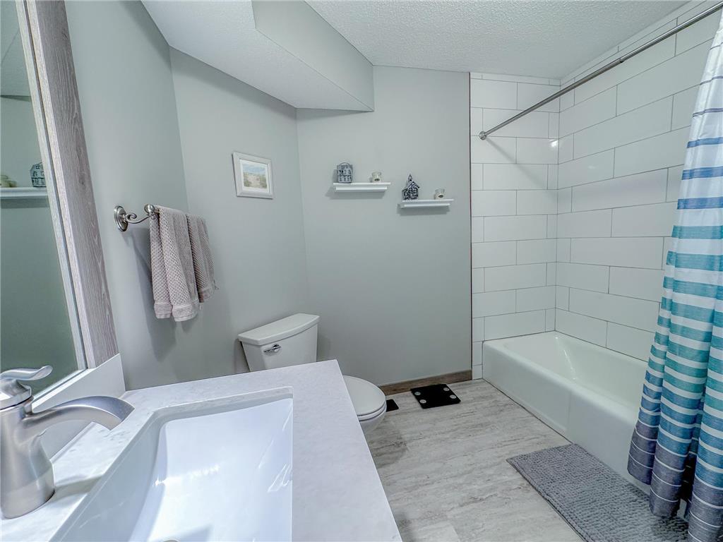 1671 Helena Road N Oakdale MN 55128 6332619 image12