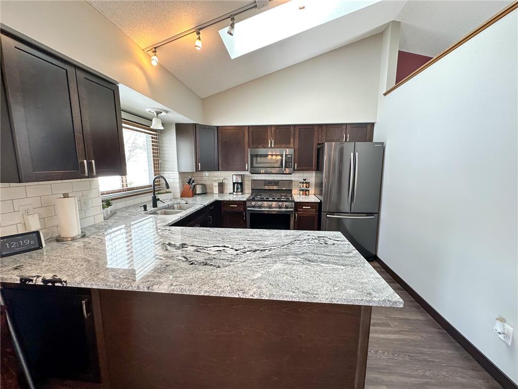 1671 Helena Road N Oakdale MN 55128 6332619 image2