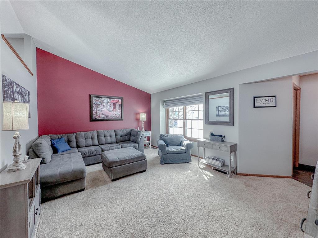 1671 Helena Road N Oakdale MN 55128 6332619 image8