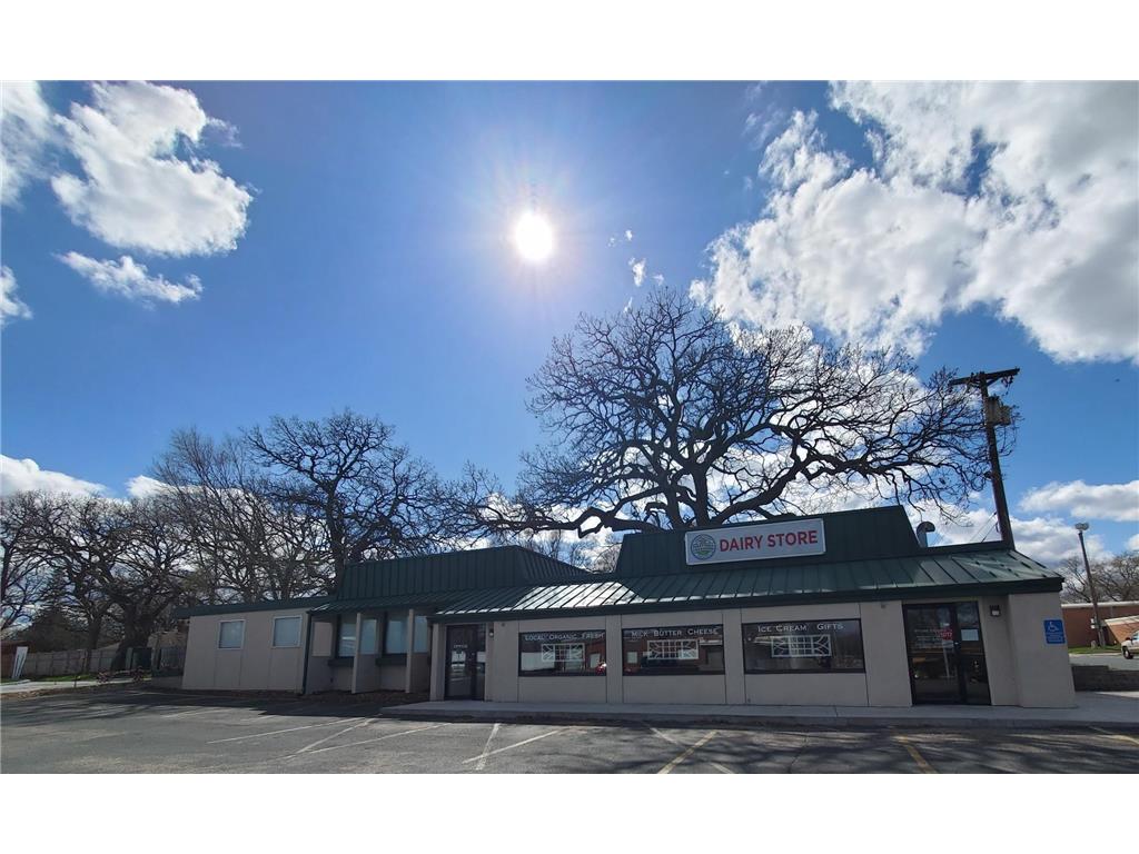 1700 Vermillion Street Hastings MN 55033 6521653 image1