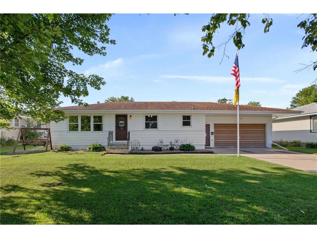 1722 11th Street E Glencoe MN 55336 6252280 image1