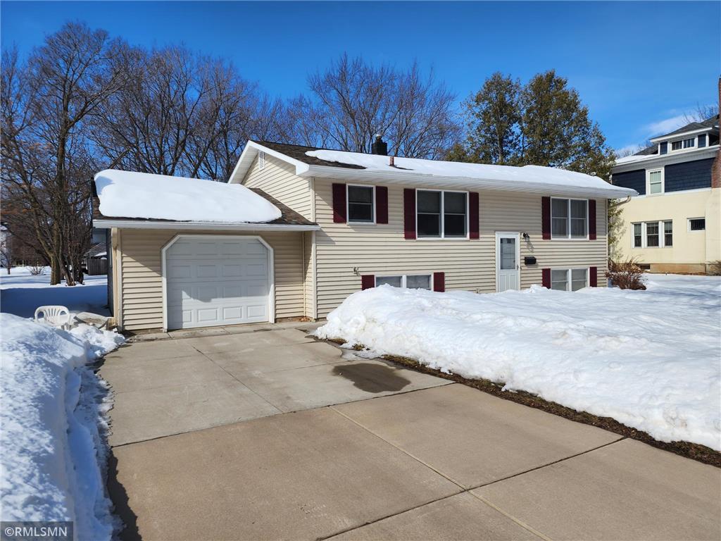 177 N Starr Avenue New Richmond Twp WI 54017 6339303 image1