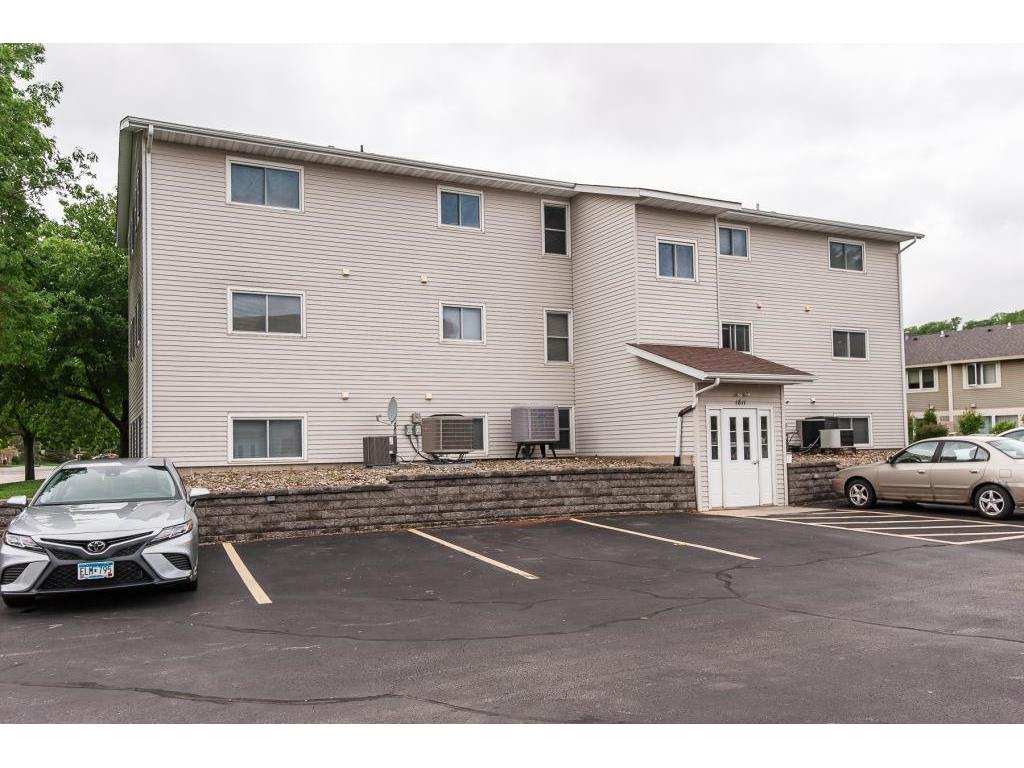 1811 Greenfield Lane SW #8 Rochester MN 55902 5574091 image1