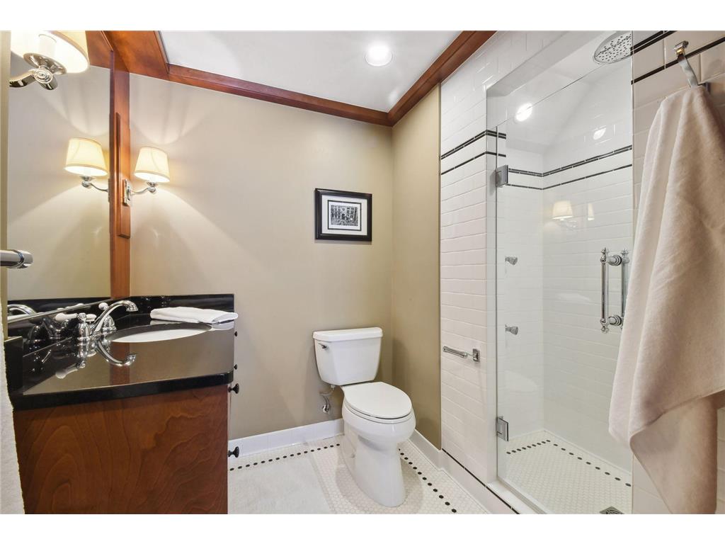 1832 Commonwealth Boulevard Chanhassen MN 55317 6326488 image21