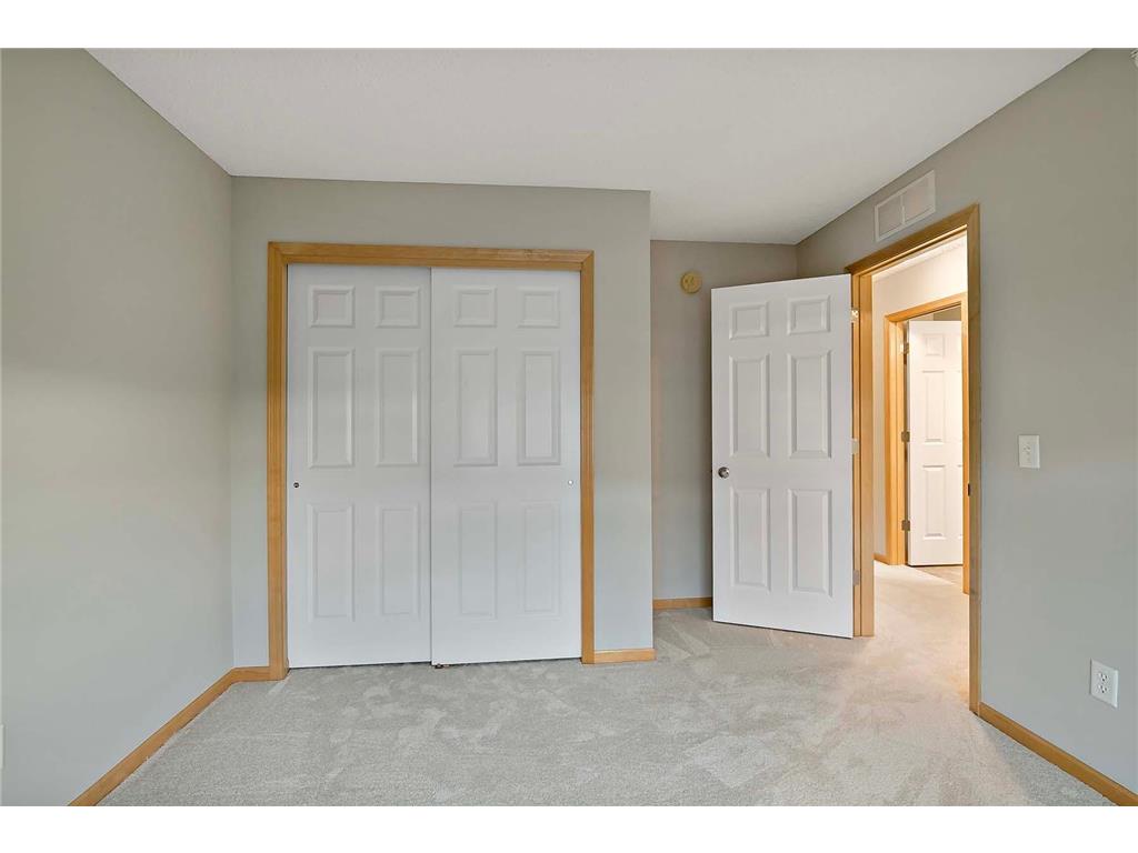 1862 Colonial Lane #4 Chanhassen MN 55317 6588837 image19