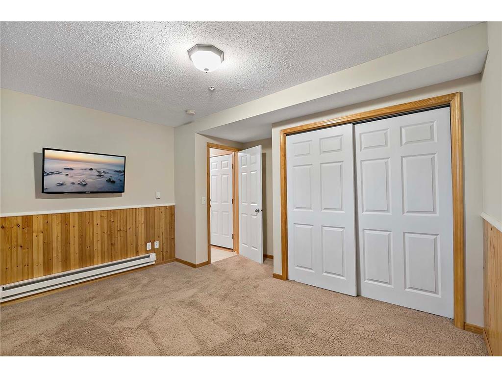 1862 Colonial Lane #4 Chanhassen MN 55317 6588837 image21