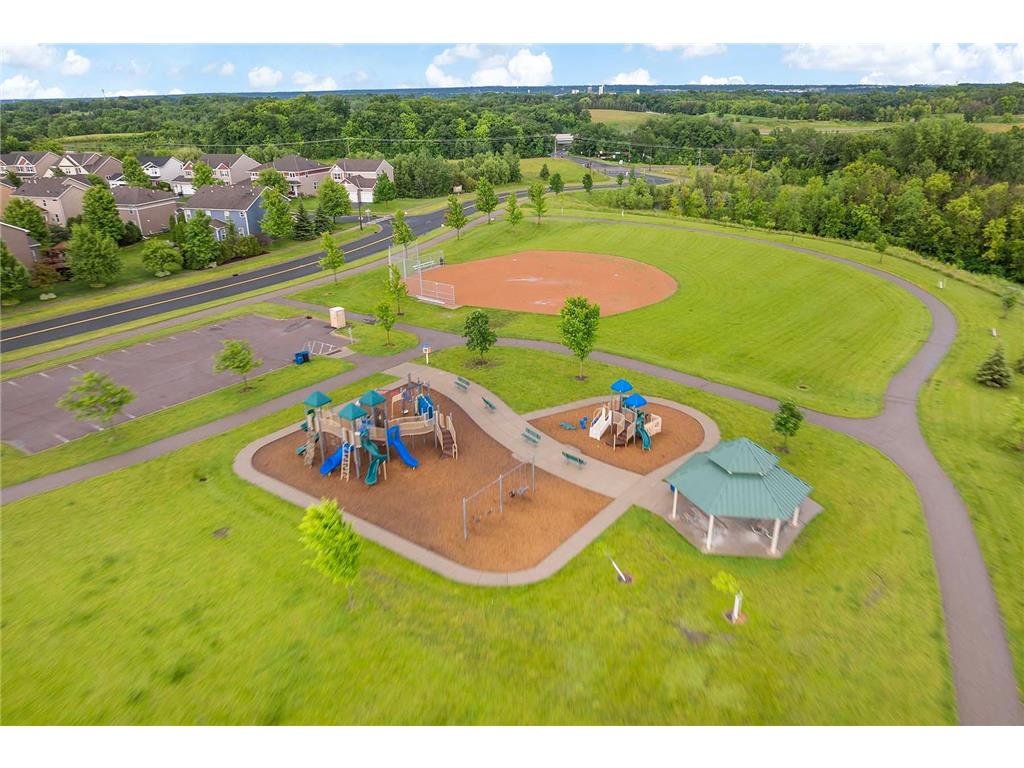 1862 Colonial Lane #4 Chanhassen MN 55317 6588837 image34