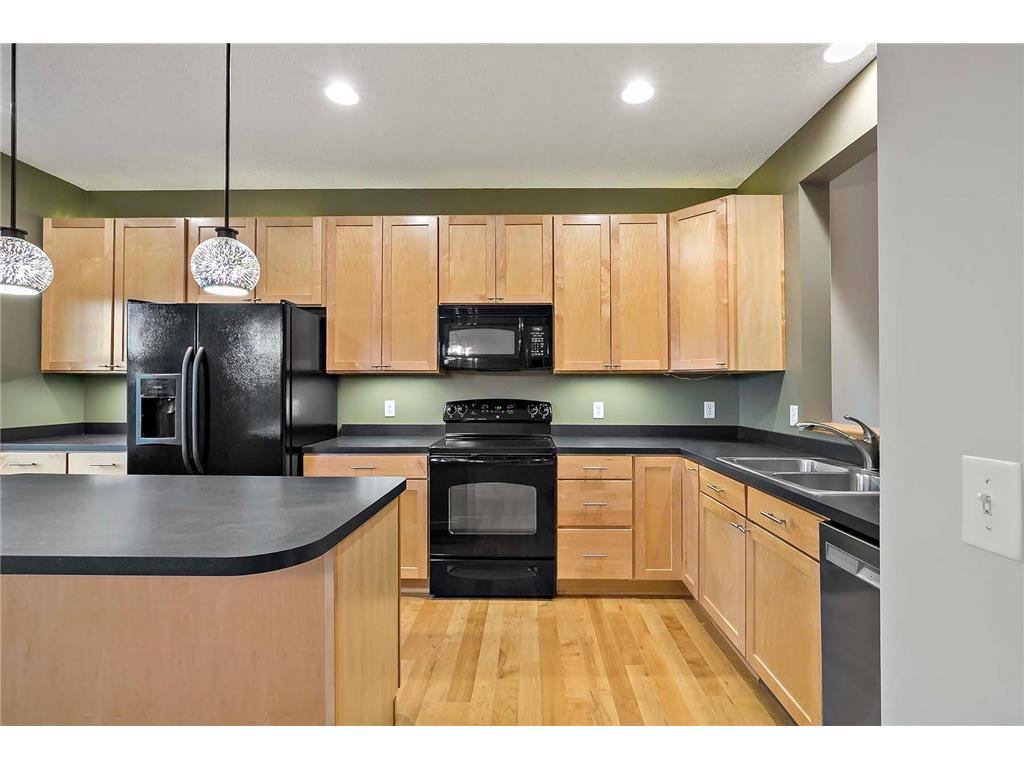 1862 Colonial Lane #4 Chanhassen MN 55317 6588837 image7