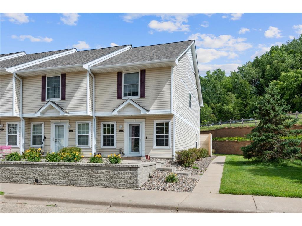 1880 Fisher Way #D River Falls WI 54022 6404348 image1