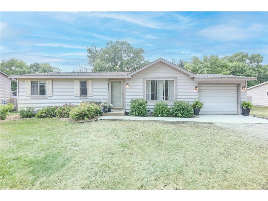 1908 E Golf Course Road NE Alexandria Twp MN 56308 6391233 image1