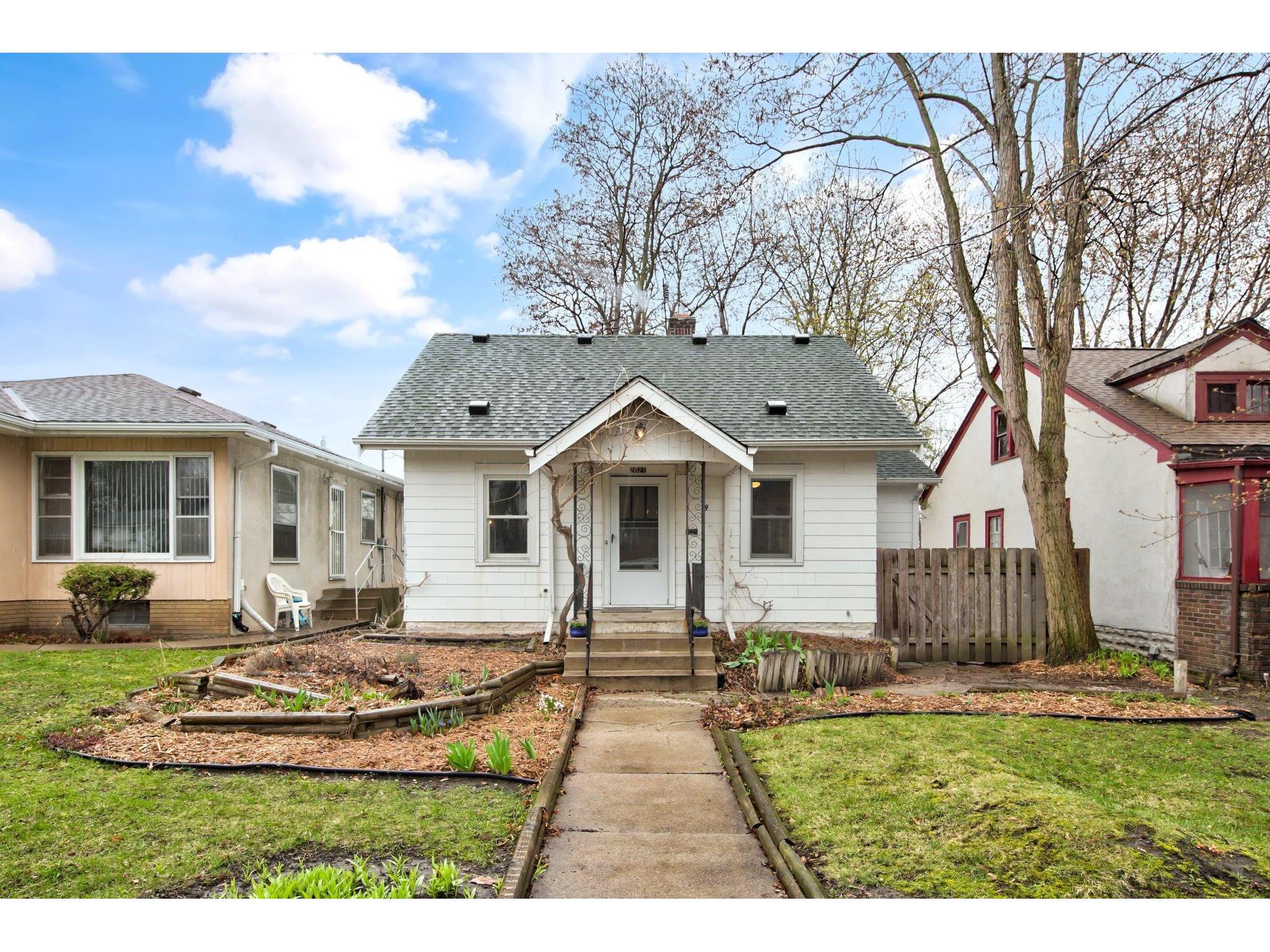 2022 Thomas Avenue N Minneapolis MN 55411 5743039 image1