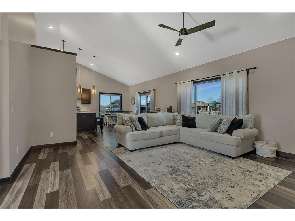 205 Alaina Place NE Sauk Rapids MN 56379 6355352 image2