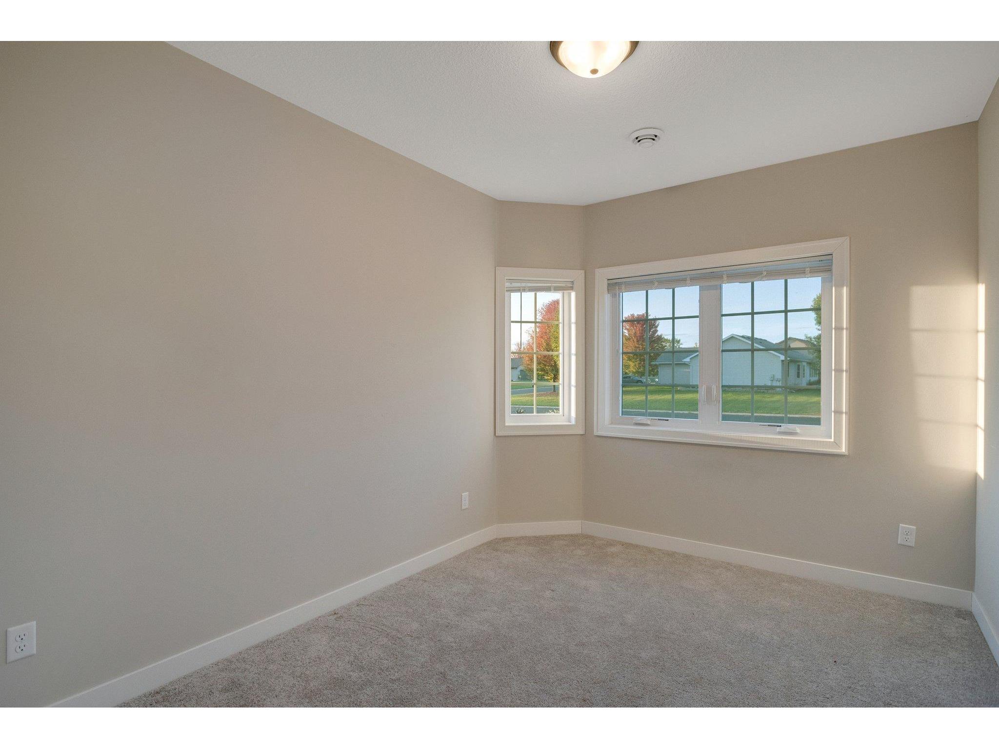 208 Jennifer Rae Junction S Roberts WI 54023 6148522 image21