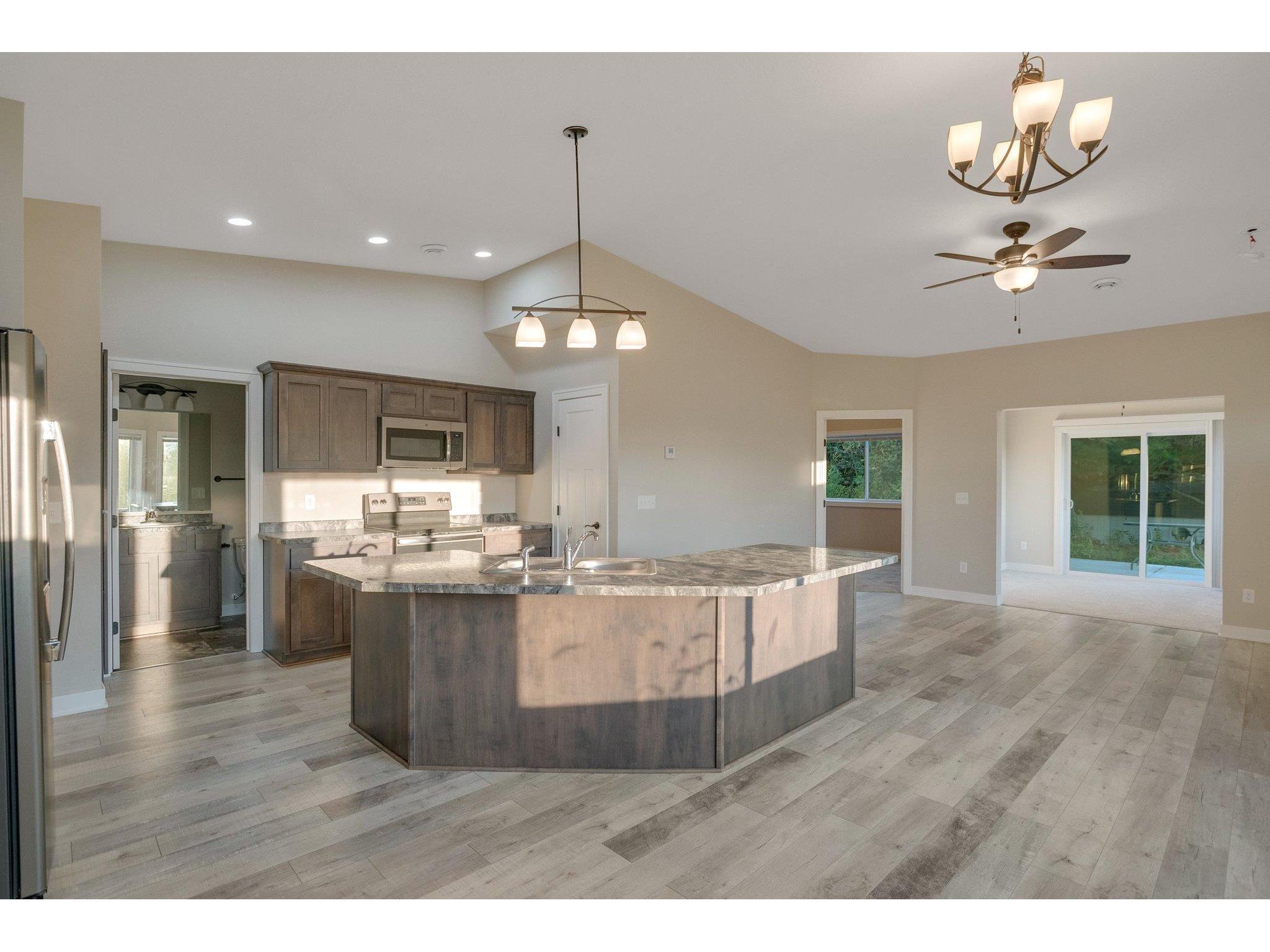 208 Jennifer Rae Junction S Roberts WI 54023 6148522 image4