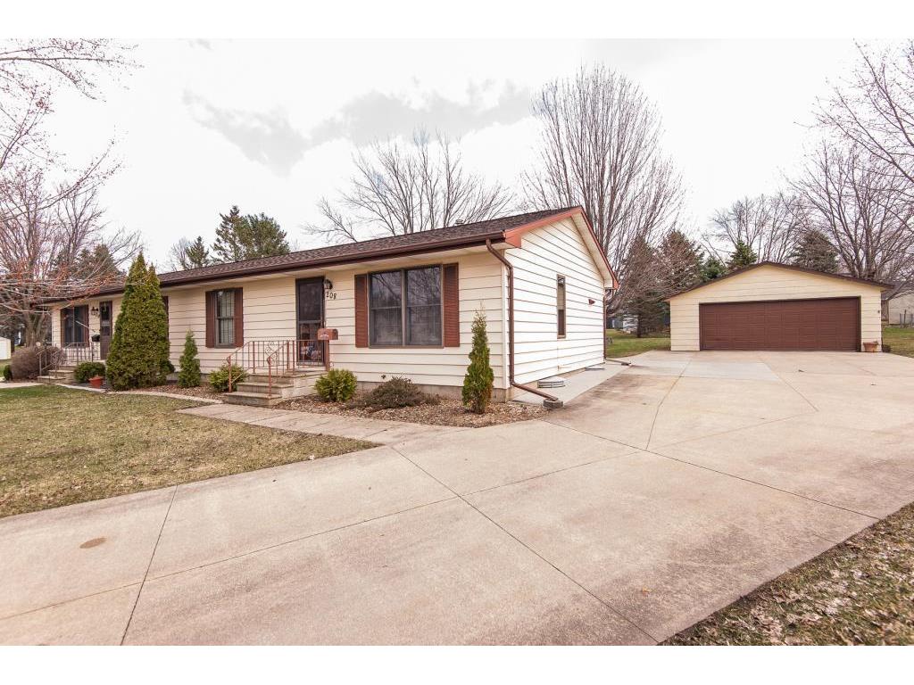 208 Theresa Court SE Stewartville MN 55976 5550220 image1