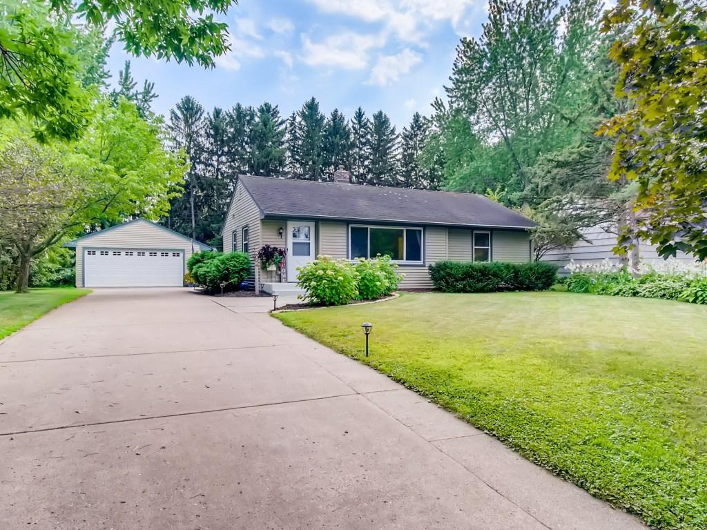 2094 Richard Avenue White Bear Lake MN 55110 5643852 image1
