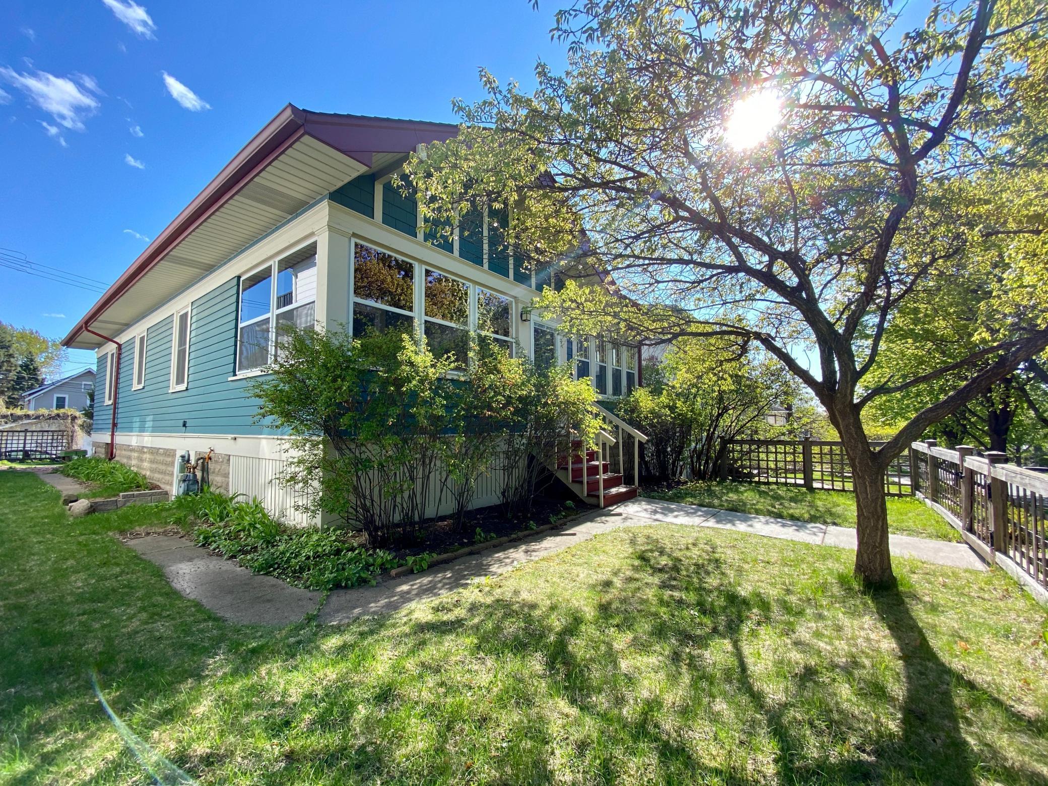2096 Saint Clair Avenue Saint Paul MN 55105 5616030 image1