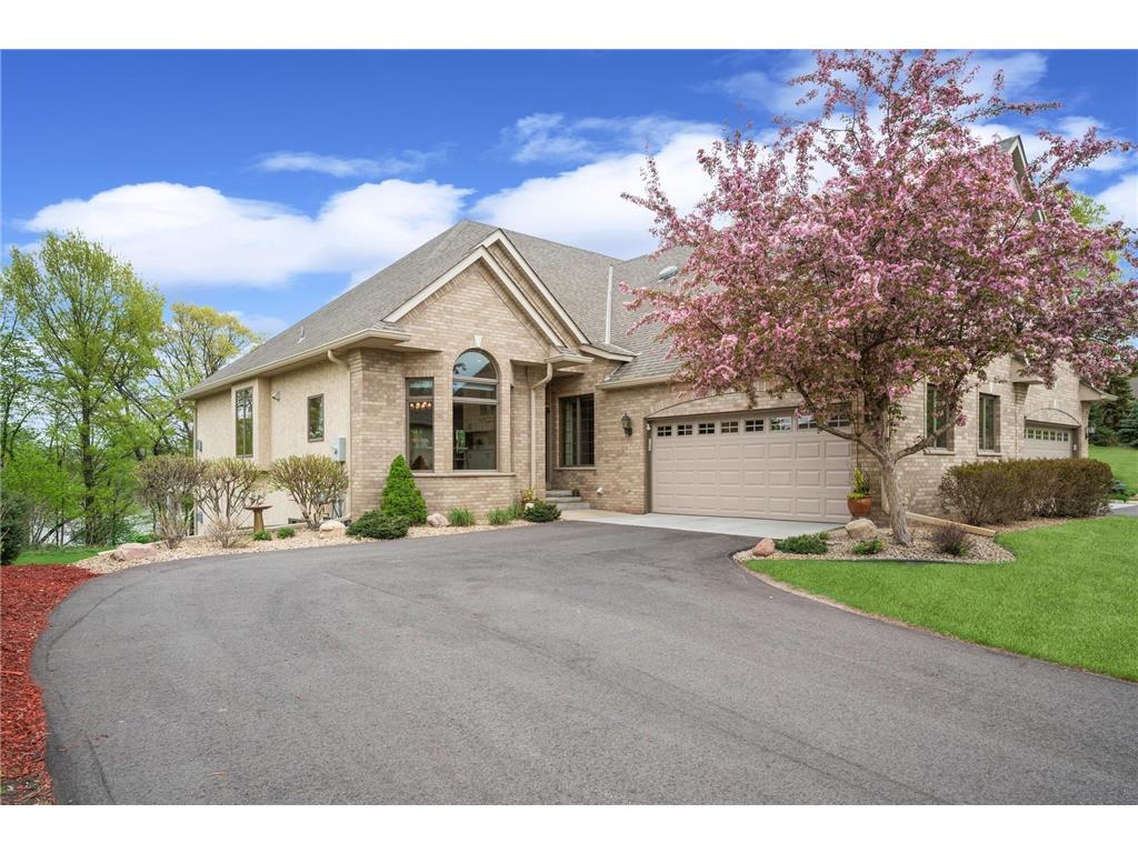 2098 Lake Augusta Drive Mendota Heights MN 55120 - Augusta 6354726 image1
