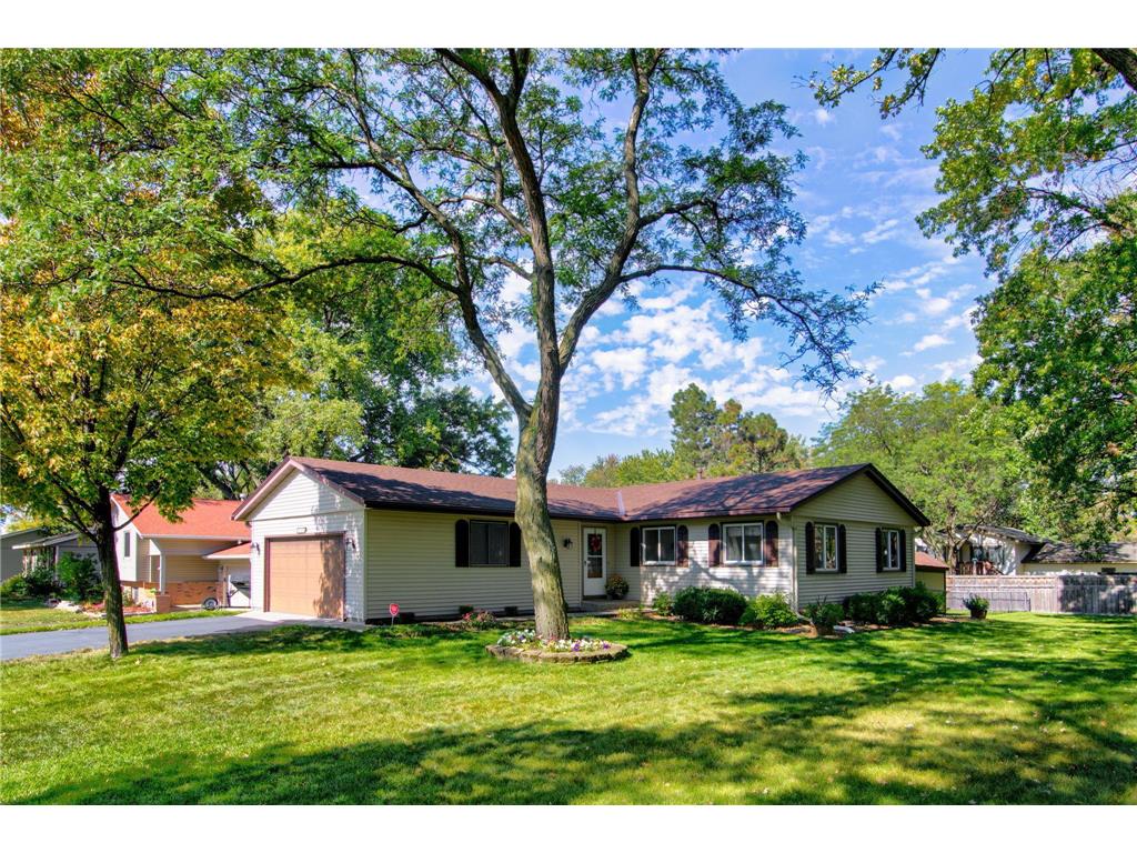 2100 73rd Avenue N Brooklyn Park MN 55444 6328189 image1