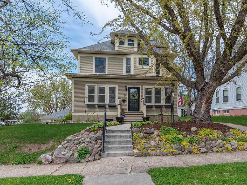 211 Spruce Avenue NW Montgomery MN 56069 5751230 image1