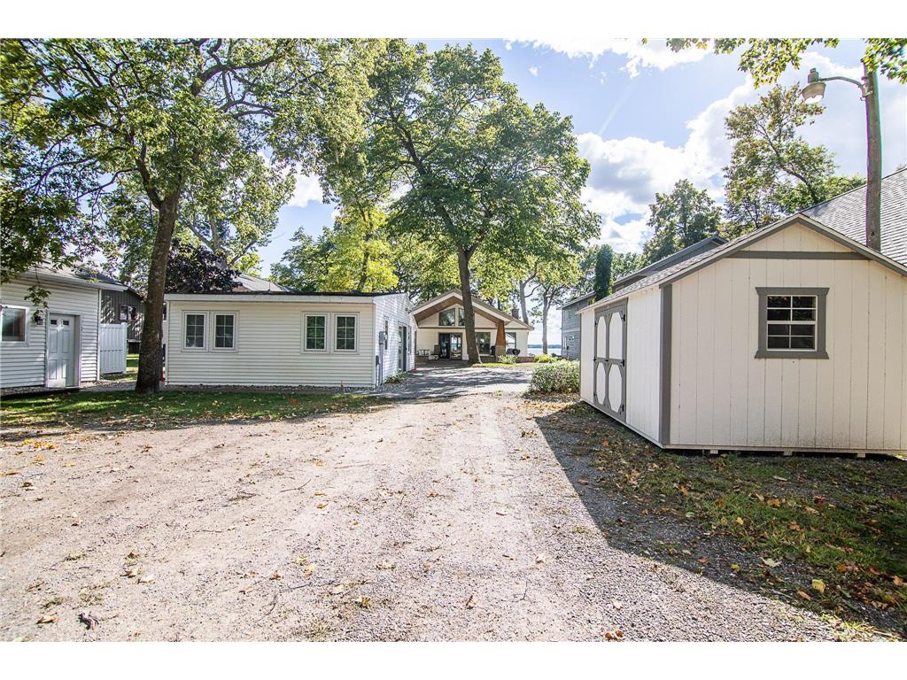 2142 County Road 120 NE Alexandria MN 56308 - Le Homme Dieu 6263512 image12