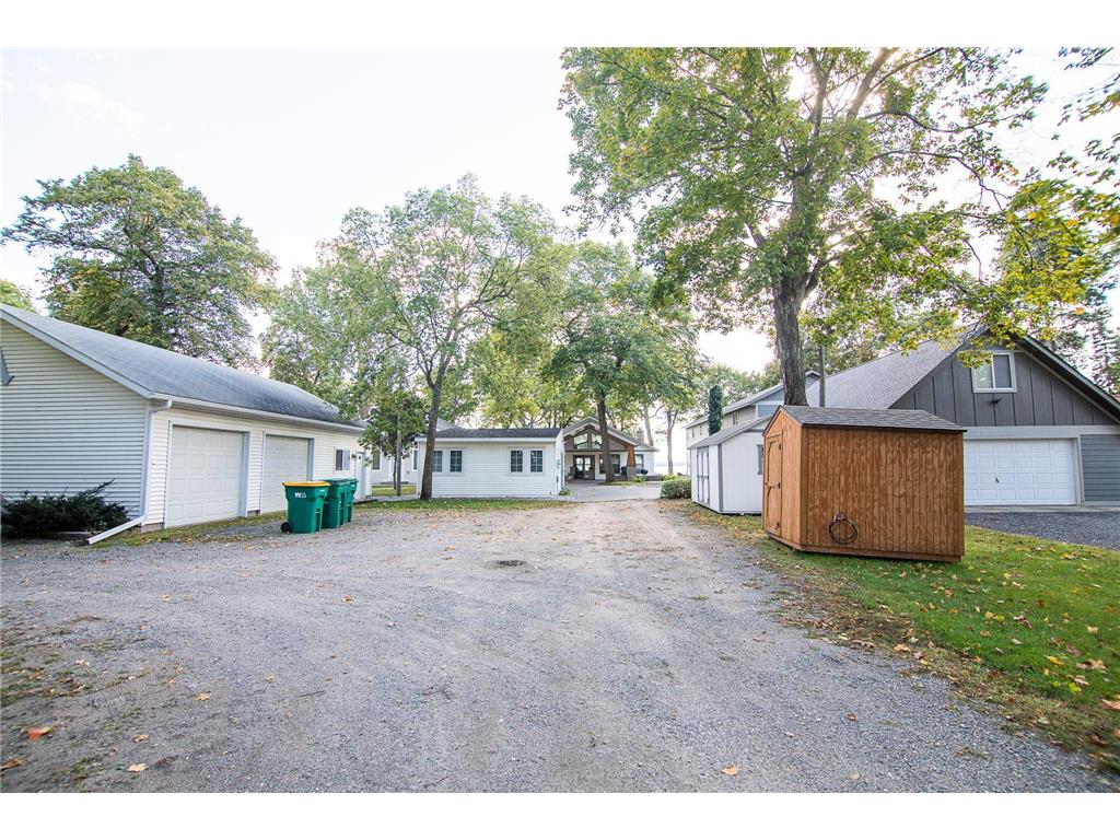 2142 County Road 120 NE Alexandria MN 56308 - Le Homme Dieu 6263512 image13