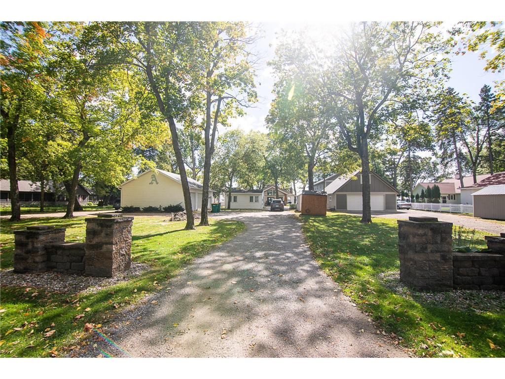 2142 County Road 120 NE Alexandria MN 56308 - Le Homme Dieu 6263512 image9