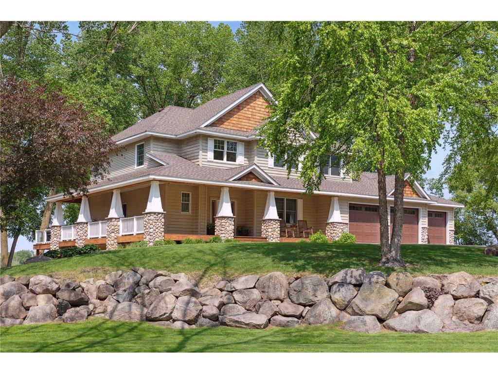 22 Grenelefe Avenue N Dellwood MN 55110 6382645 image1