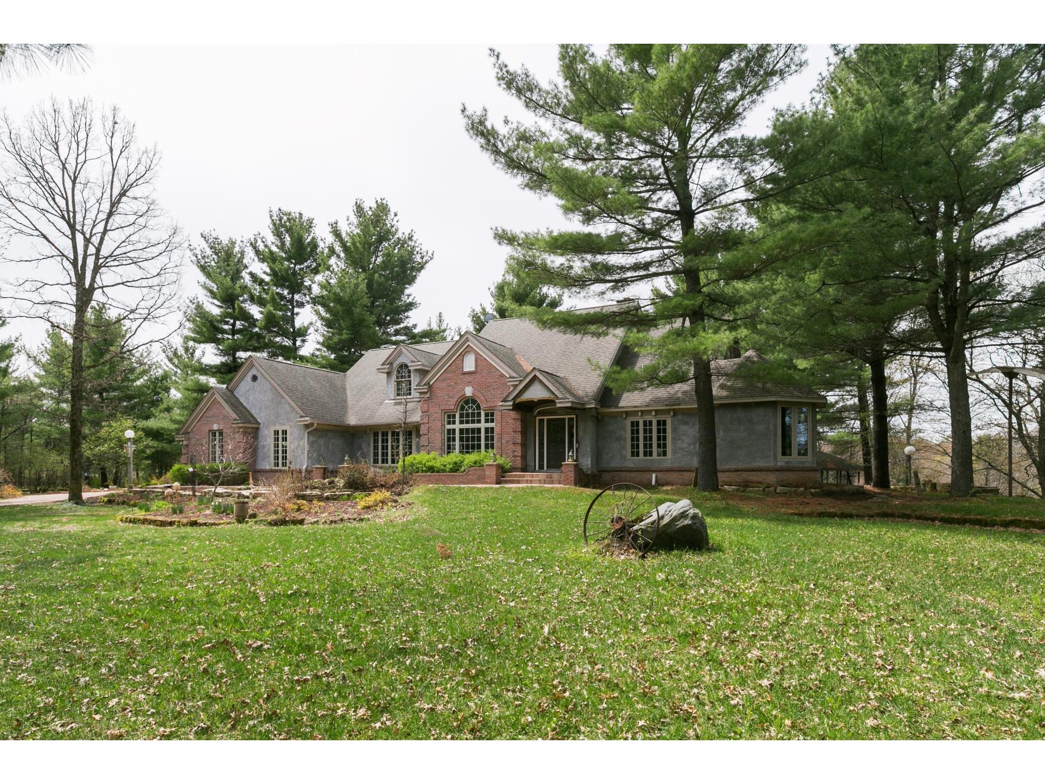 2202 Eagle Point Road Menomonie WI 54751 - Red Cedar River 5735346 image1