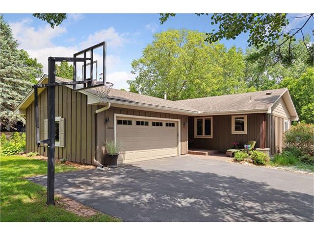 2210 Fountain Lane N Plymouth MN 55447