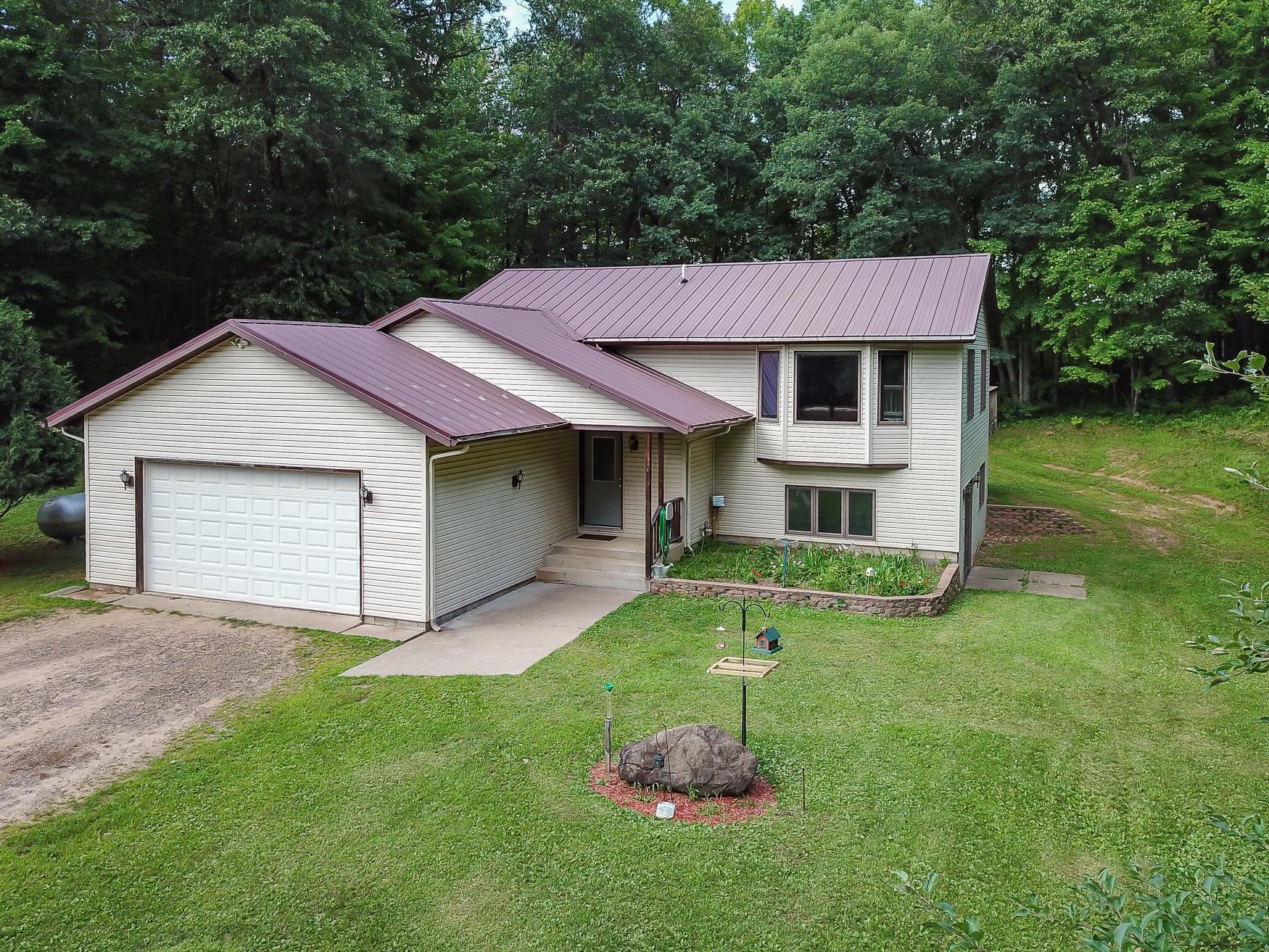 2223 90th Avenue Osceola WI 54020 5630539 image1
