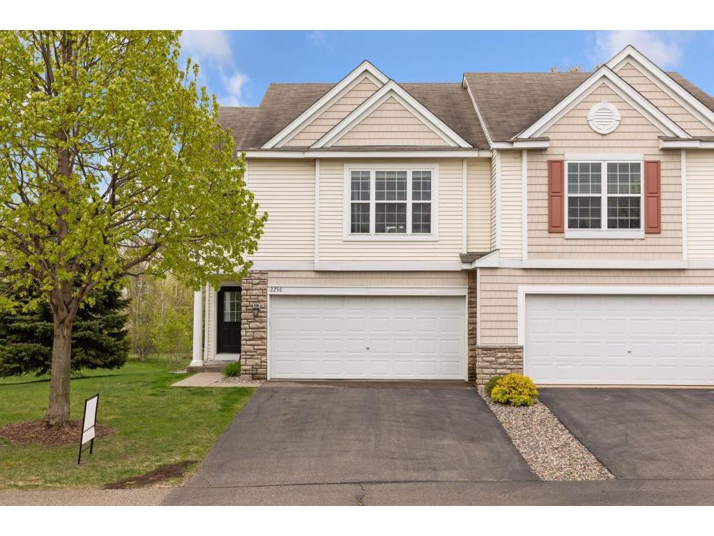 2256 Saint Johns Drive Woodbury MN 55129 5566441 image1
