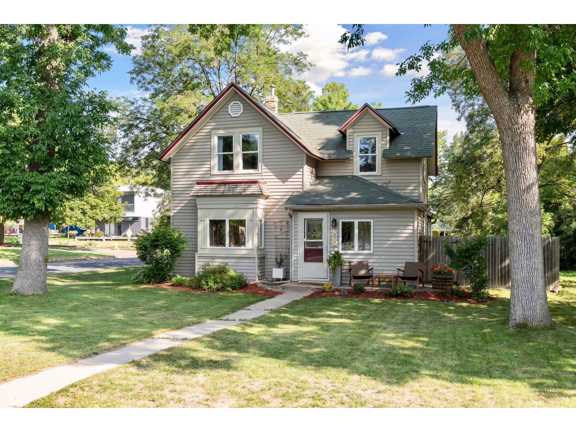 226 Chan View Chanhassen MN 55317 6097368 image1