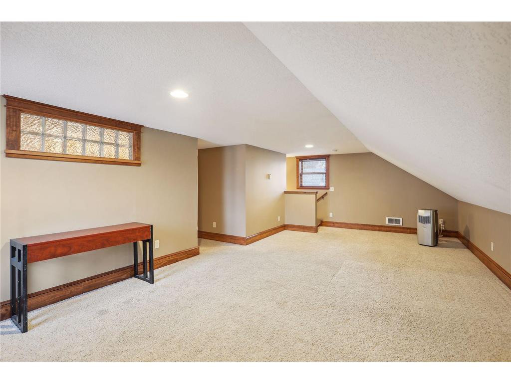 2279 8th Street White Bear Lake MN 55110 6332799 image23