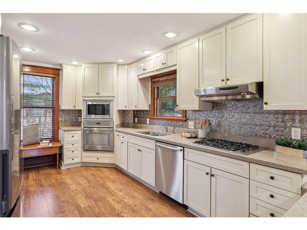 2279 8th Street White Bear Lake MN 55110 6332799 image3