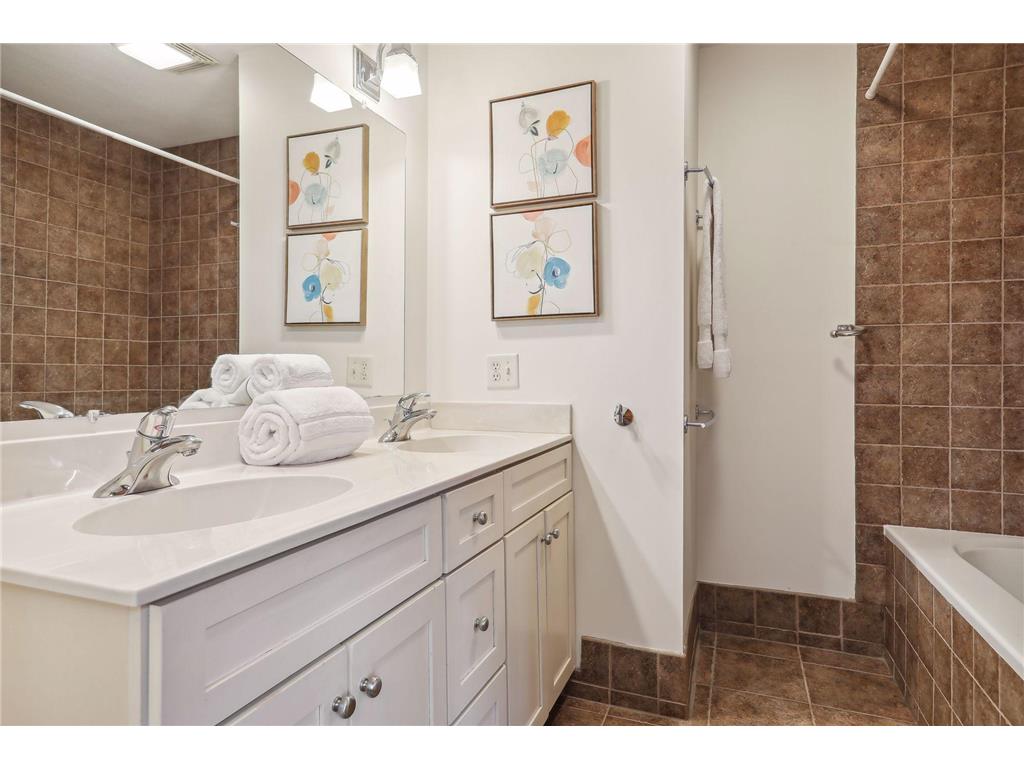 2279 8th Street White Bear Lake MN 55110 6332799 image30