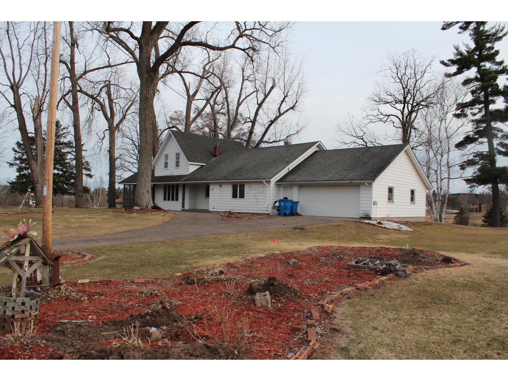 229 W Jackson Avenue Grantsburg WI 54840 5732610 image1
